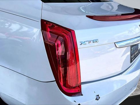 Used 2016 Cadillac XTS Luxury w/ Driver Awareness Package FWD image 20