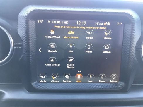 Used 2023 Jeep Wrangler Unlimited Sahara w/ Cold Weather Group image 23