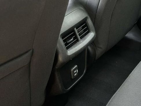 Used 2019 Chevrolet Equinox LT image 17