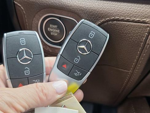 Certified 2024 Mercedes-Benz GLE 350 4MATIC image 23