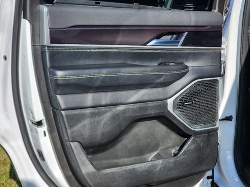 Used 2022 Jeep Wagoneer Series I w/ Convenience Group I image 33