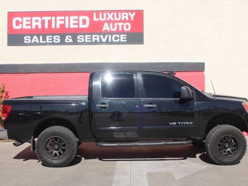 Used 2008 Nissan Titan SE RWD image 1