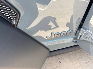 Used 2024 Jeep Wrangler Unlimited Rubicon 4xe AWD/4WD video 3