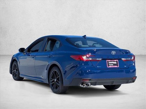 New 2026 Toyota Camry SE image 9