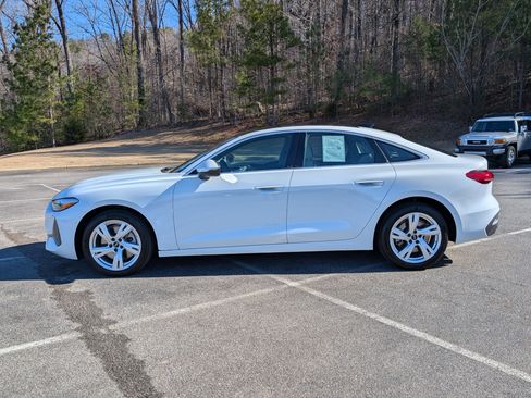 Used 2025 Audi A5 2.0T Premium w/ Convenience Package image 6