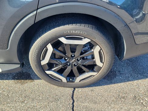 Certified 2023 Kia Telluride S w/ S Sunroof Package FWD image 39
