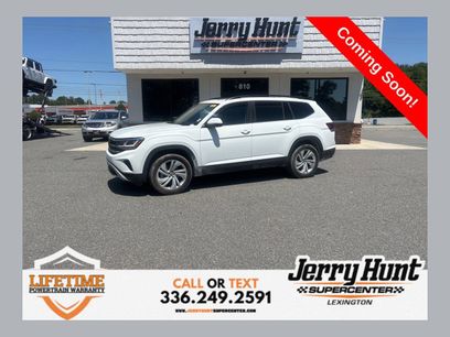 Used 2023 Volkswagen Atlas SE w/ Panoramic Sunroof Package