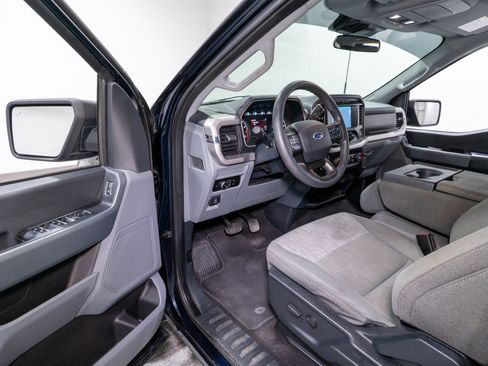 Used 2023 Ford F150 XLT image 13