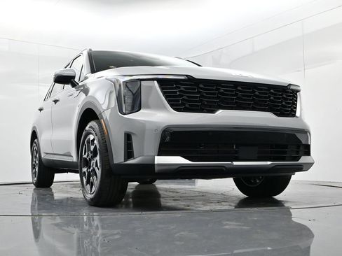 Certified 2026 Kia Sorento S AWD/4WD image 35