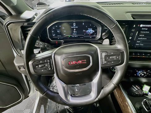Used 2023 GMC Sierra 1500 Elevation w/ Elevation Premium Package AWD/4WD image 10