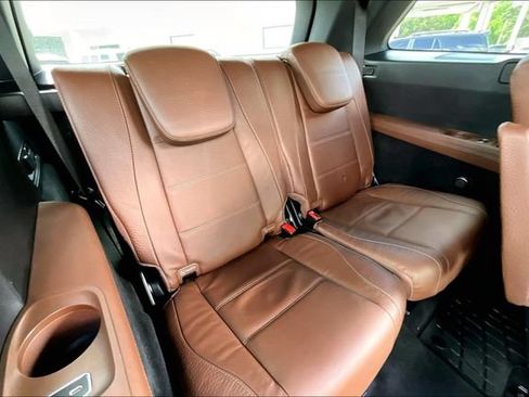 Certified 2025 Mercedes-Benz GLS 580 4MATIC image 37