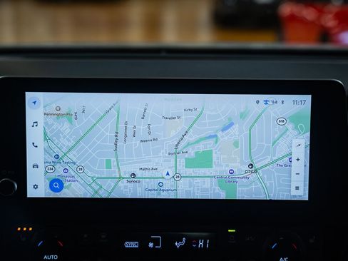 Used 2024 Toyota Grand Highlander XLE image 27