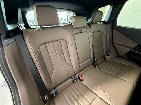 Used 2026 BMW X3 xDrive30 w/ Convenience Package AWD/4WD image 31