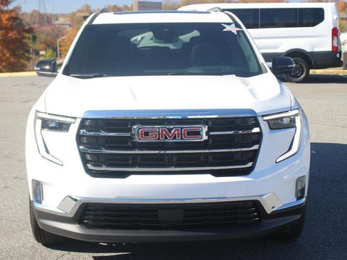 New 2025 GMC Acadia Elevation w/ Elevation Premium Package FWD image 2
