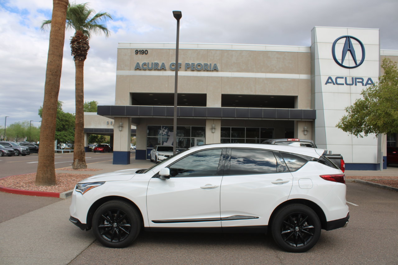 Used 2026 Acura RDX SH-AWD image 12