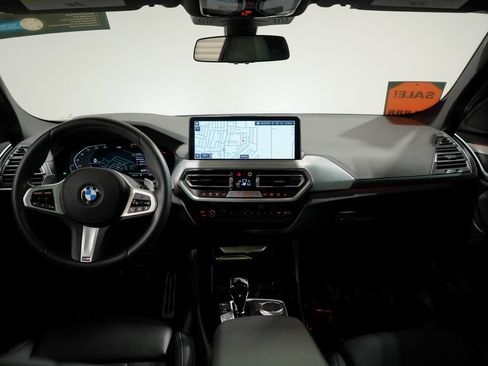 Used 2024 BMW X4 xDrive30i w/ M Sport Package AWD/4WD image 10