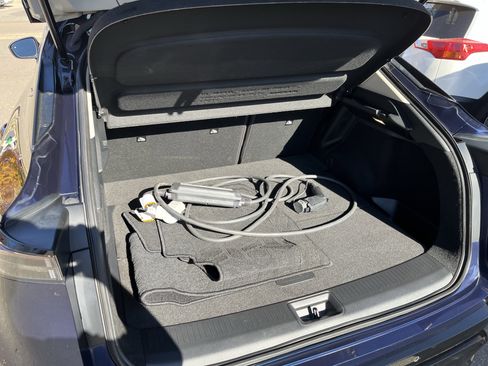 Used 2023 Nissan Ariya AWD image 31