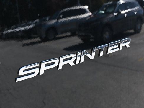 Used 2025 Mercedes-Benz Sprinter 2500 image 24