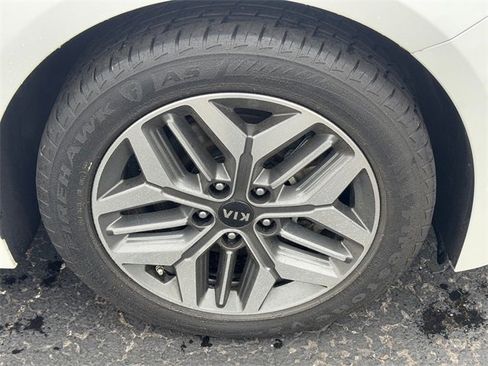 Used 2020 Kia Optima EX w/ Technology Package image 9