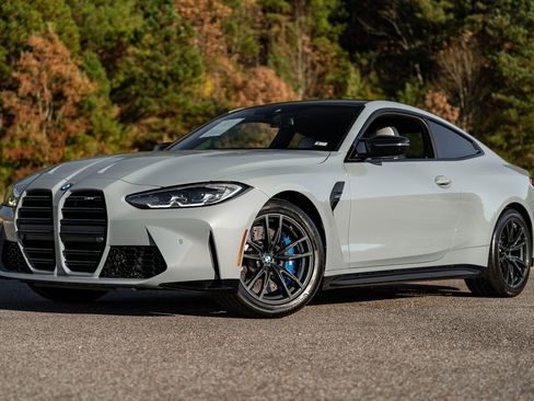 Used 2024 BMW M4 image 4