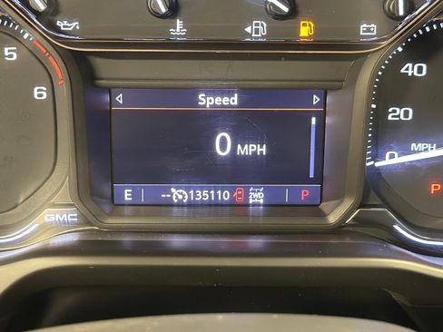 Used 2021 GMC Sierra 1500 SLT w/ SLT Convenience Package AWD/4WD image 37