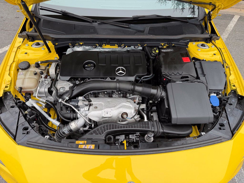 Used 2020 Mercedes-Benz CLA 250 image 4