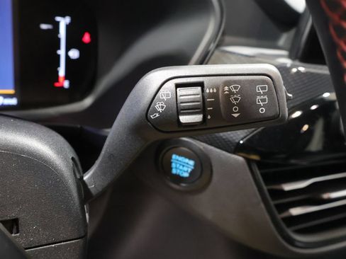Used 2025 Ford Escape ST-Line AWD/4WD image 36