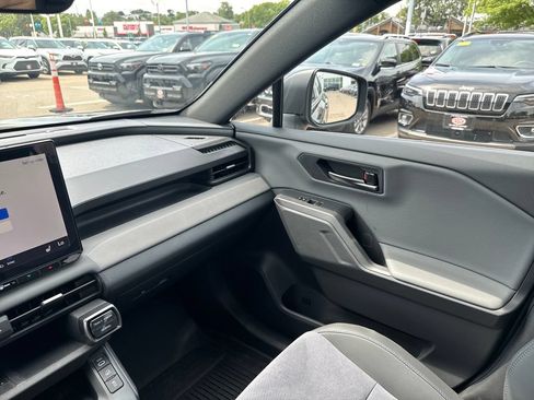 Used 2026 Toyota RAV4 XSE w/ Weather Package AWD/4WD image 28