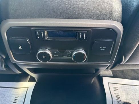Used 2019 Ford Expedition Max XLT w/ Equipment Group 202A RWD image 26