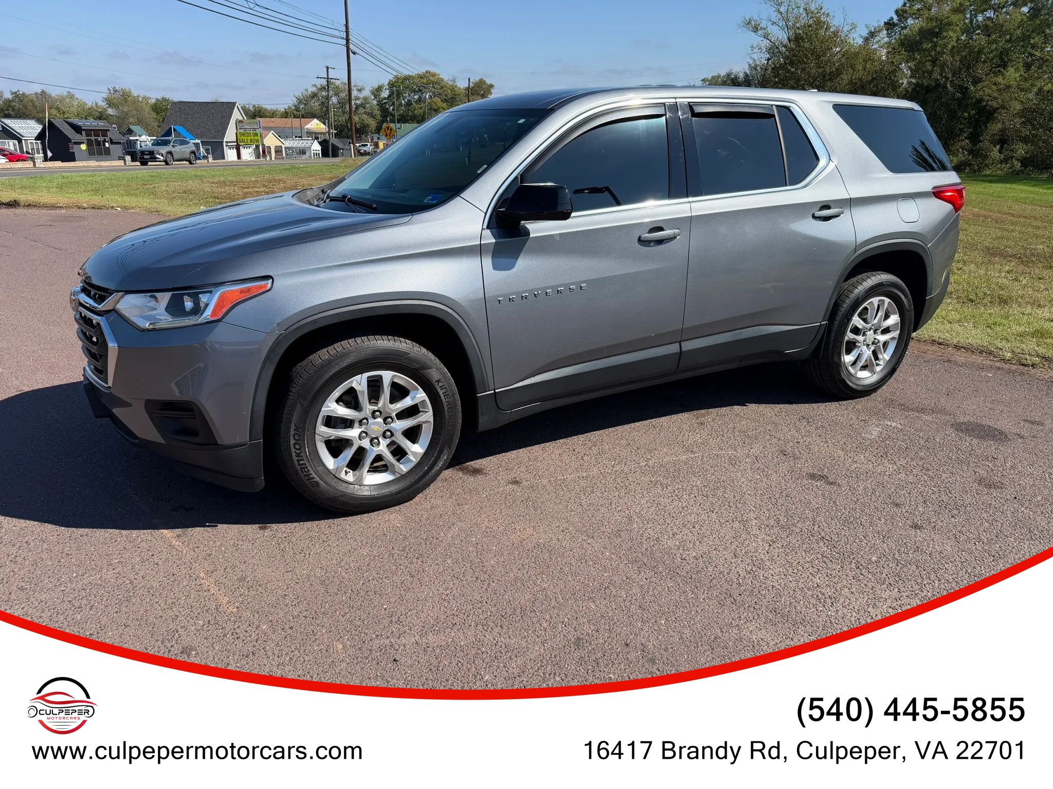 Used 2020 Chevrolet Traverse LS FWD image 2