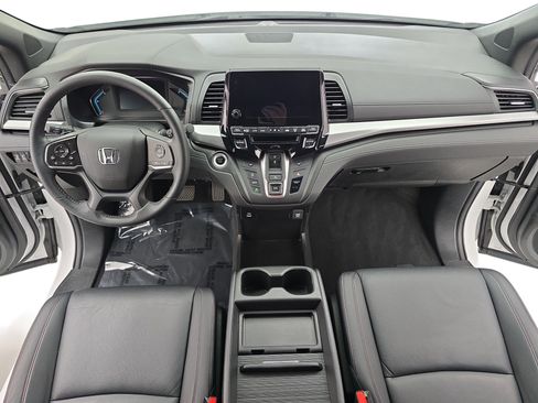 Certified 2024 Honda Odyssey Sport image 9
