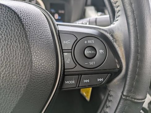Used 2020 Toyota Corolla SE FWD image 21