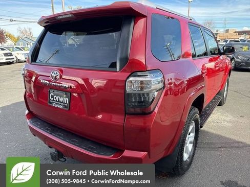 Used 2016 Toyota 4Runner SR5 Premium image 5