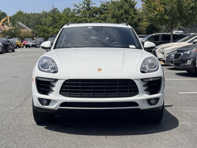Used 2018 Porsche Macan w/ Premium Package Plus AWD/4WD image 8