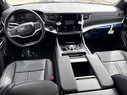 New 2026 Jeep Grand Wagoneer 4WD image 20