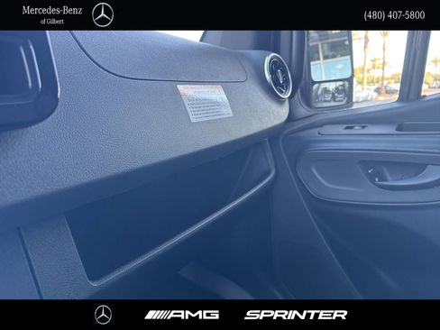 New 2025 Mercedes-Benz Sprinter 2500 image 25