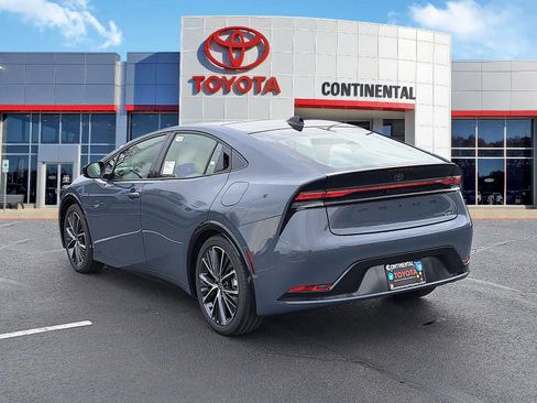 New 2026 Toyota Prius XLE image 4