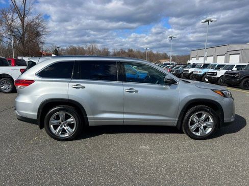 Used 2018 Toyota Highlander Limited image 6