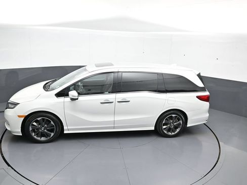 Used 2024 Honda Odyssey Elite image 45