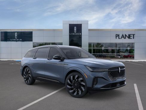 New 2026 Lincoln Nautilus Reserve AWD/4WD image 7