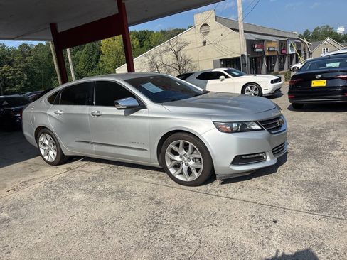 Used 2015 Chevrolet Impala LTZ FWD image 2