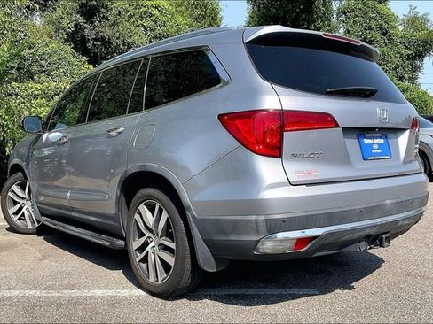 Used 2016 Honda Pilot Elite image 3