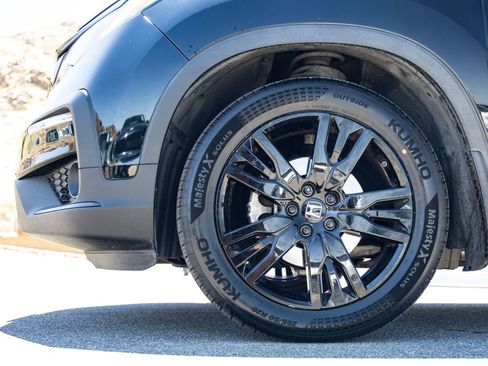 Used 2021 Honda Pilot Special Edition image 3