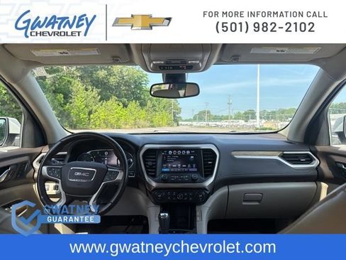 Used 2019 GMC Acadia Denali w/ Technology Package FWD image 22