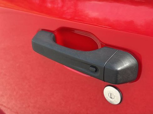 Used 2020 Jeep Gladiator Overland image 10