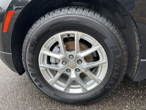 Used 2022 Chevrolet Equinox LT image 37