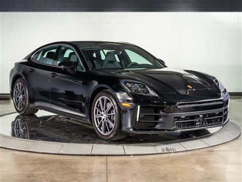 Certified 2026 Porsche Panamera 4 AWD/4WD image 7
