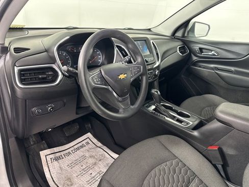Used 2018 Chevrolet Equinox LT image 20
