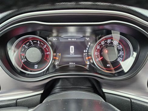 Used 2021 Dodge Challenger SXT image 18