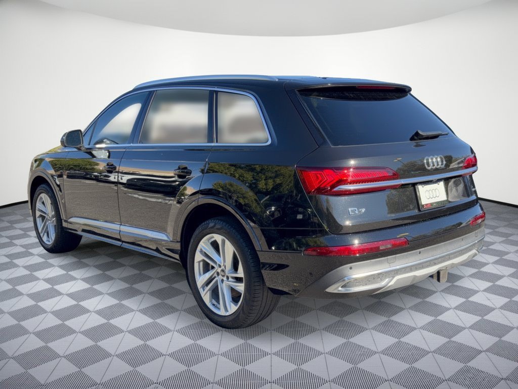 Used 2023 Audi Q7 2.0T Premium w/ Convenience Package AWD/4WD image 3